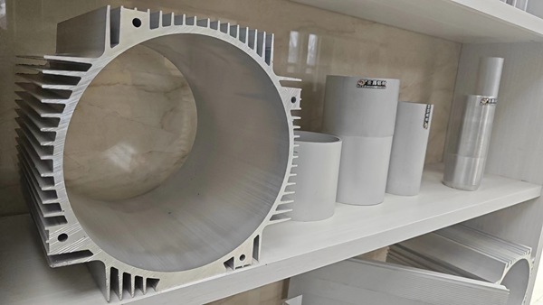 工業(yè)材供應商